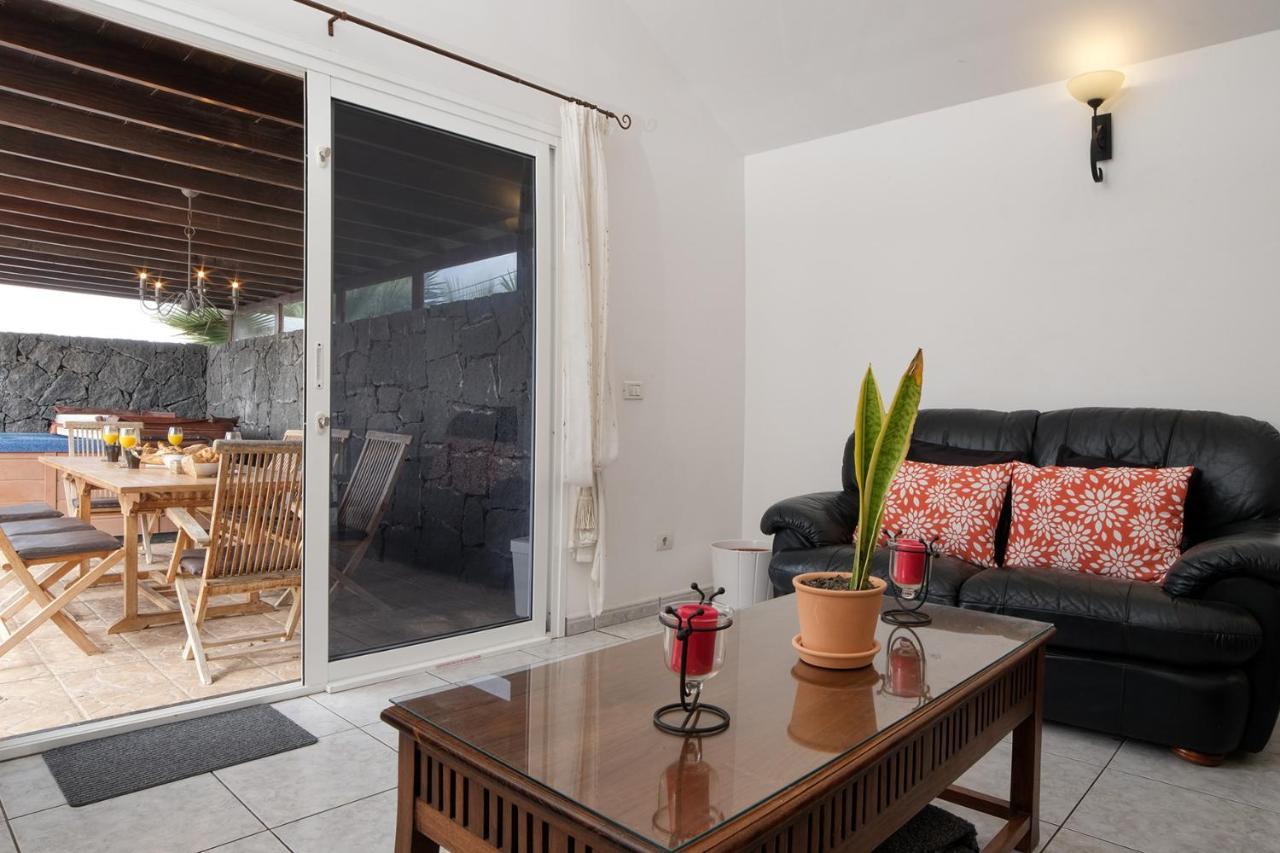 Casa El Paraiso Tias Luaran gambar